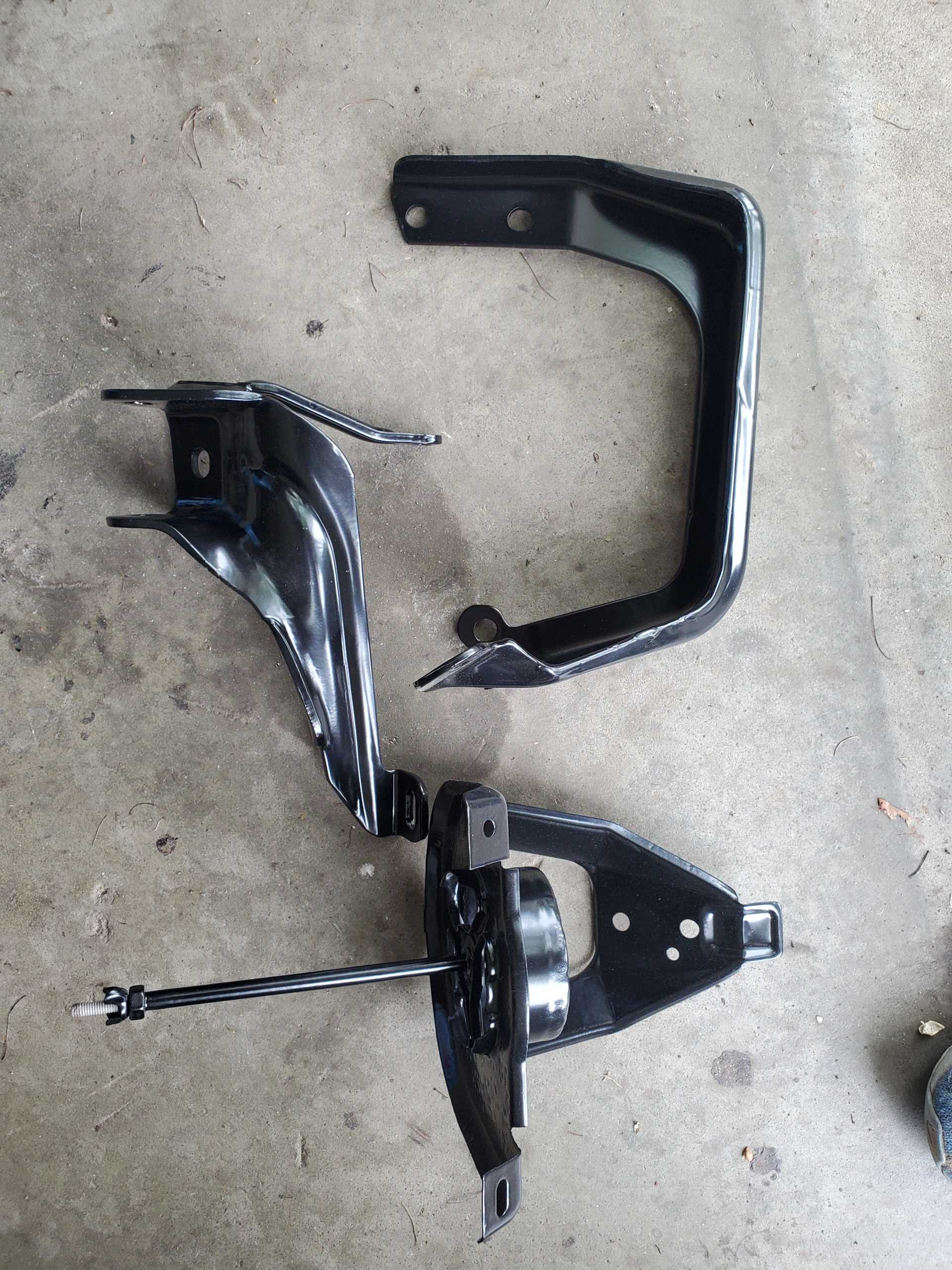 V6 intake Bracket, engine mount, dog bone bracket