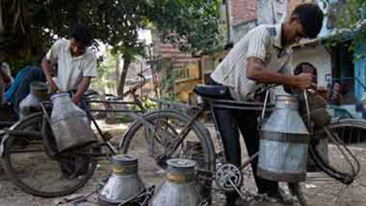 Maharashtra’s rural revolutionI Make way UP and Gujarat, state aims