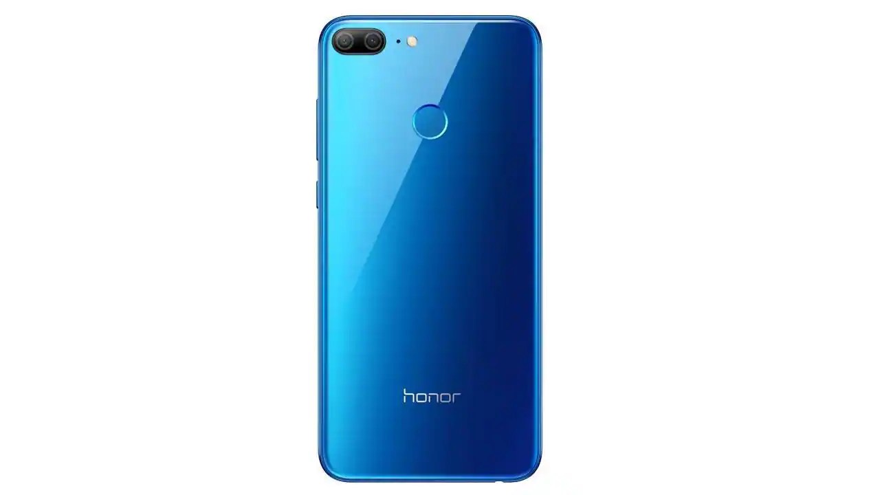 Huawei Honor 9 Lite review looking, quadcamera sporting