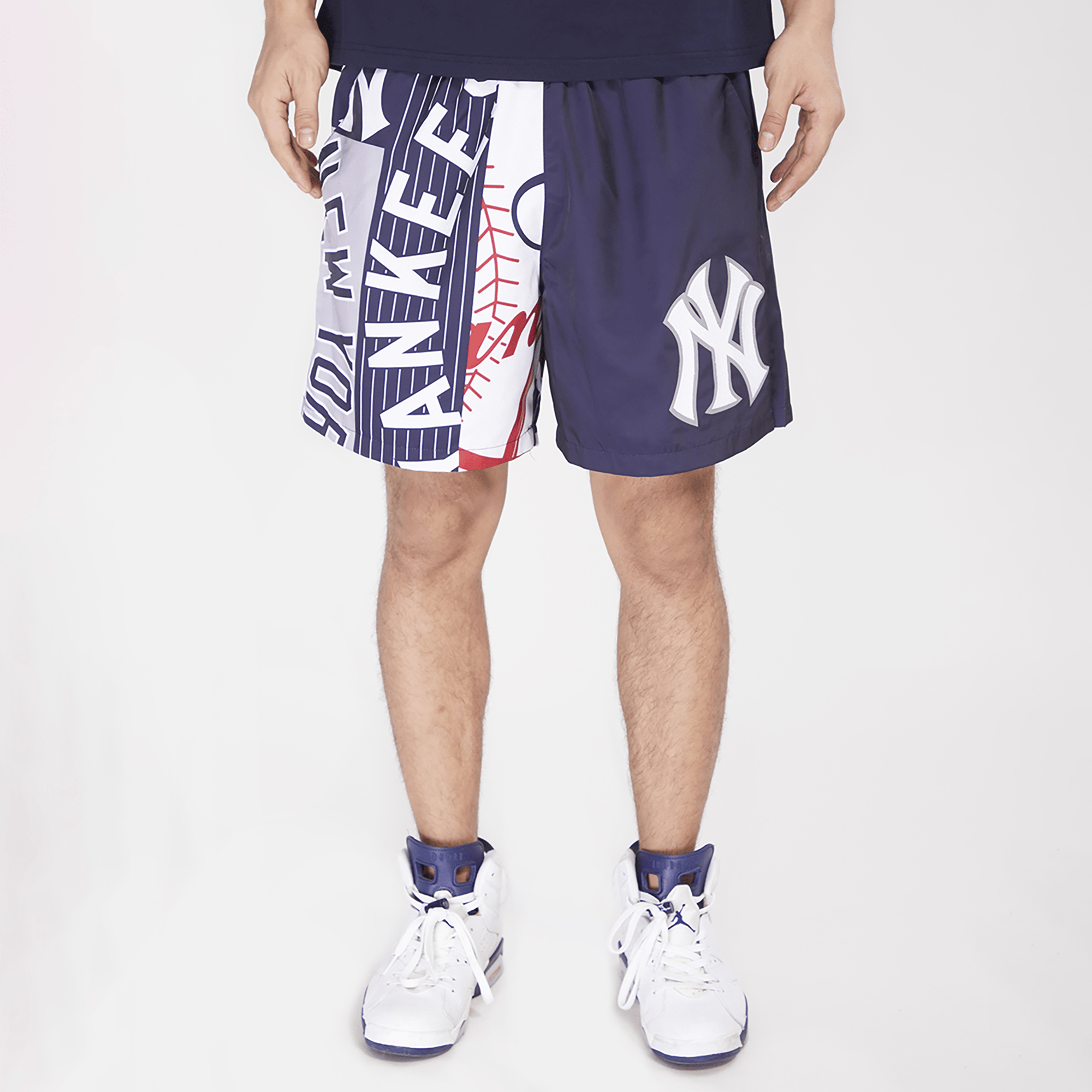 Pro Standard Yankees Mash Woven Shorts Foot Locker