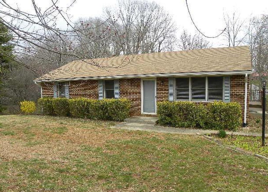 Woodhaven Dr, Bedford, VA 24523, Foreclosure 122,900 3BD / 1BH