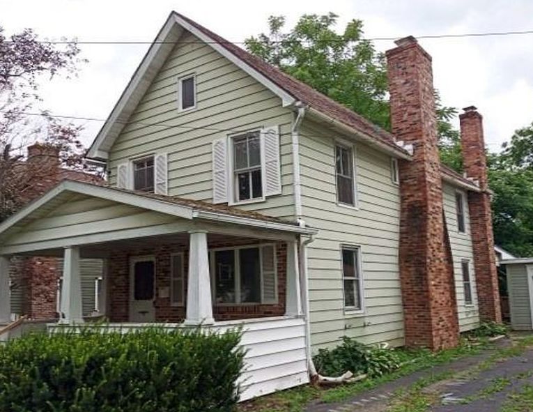 W Henley St, Olean, NY 14760, Foreclosure 19,000 3BD / 2BH
