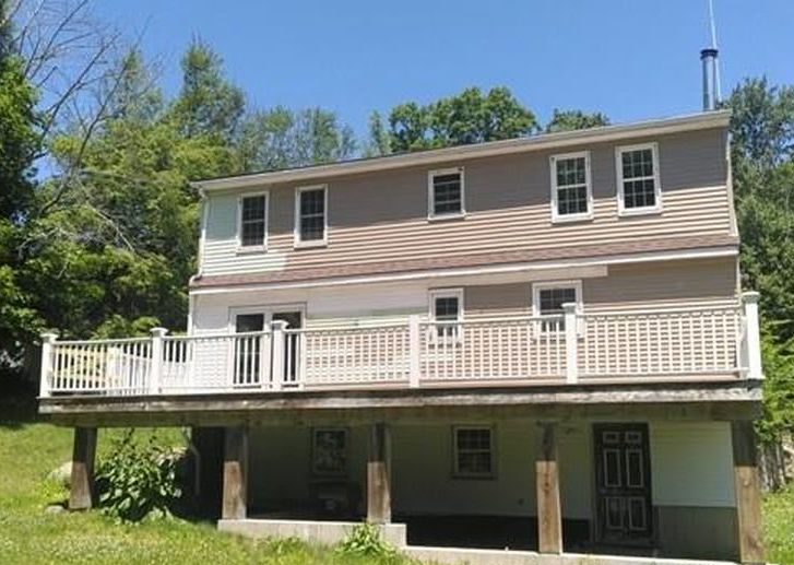 Bemis St, Terryville, CT 06786, Foreclosure 164,000 4BD / 2BH Foreclosure Listing 29828803