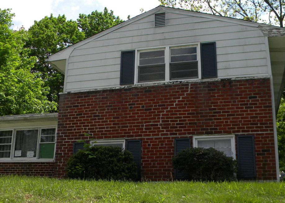 Milford Mill Rd, Windsor Mill, MD 21244, Sheriff Sale 171,925 3BD