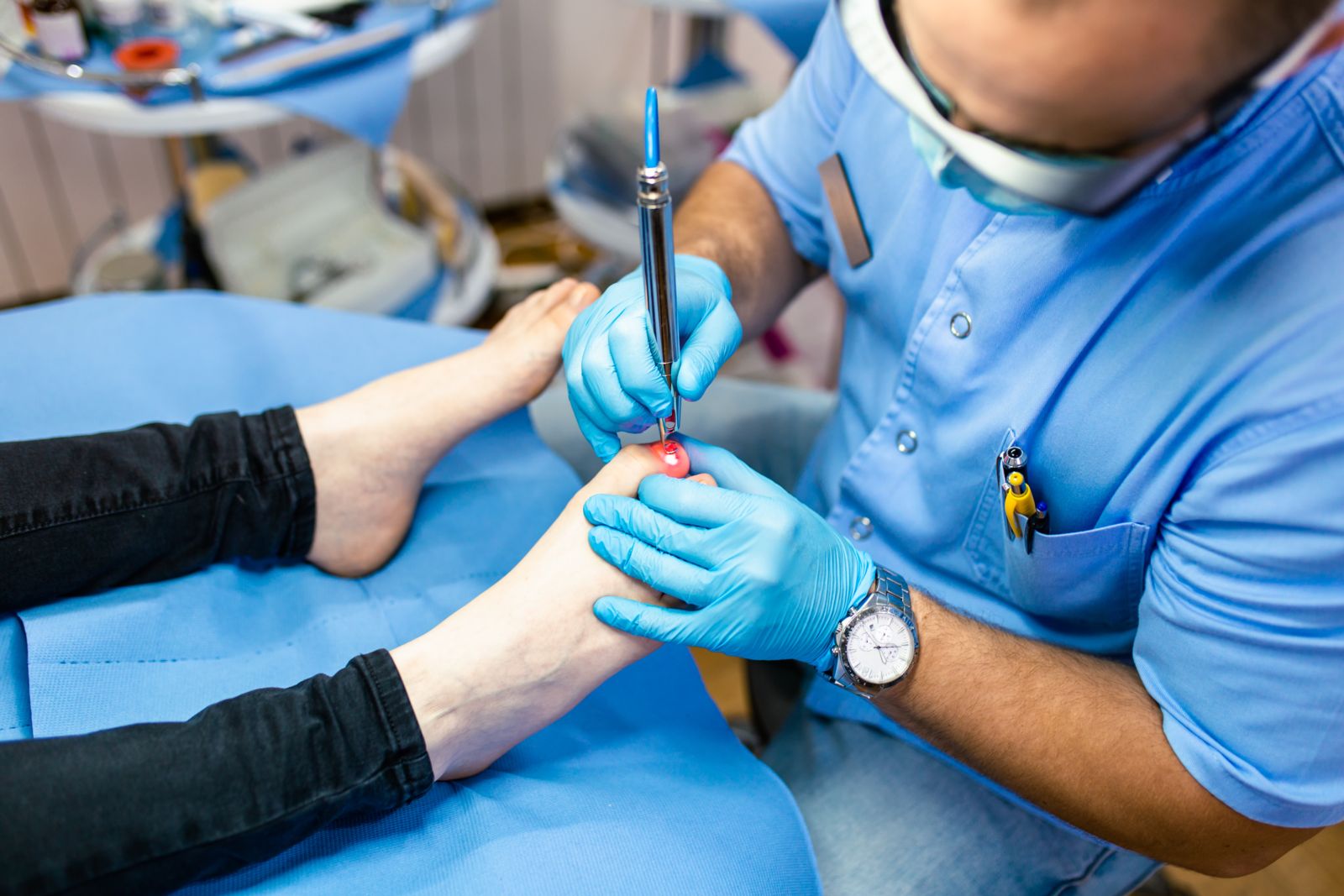 3 Reasons to Try Laser Nail Therapy Foot Specialists of Long Island