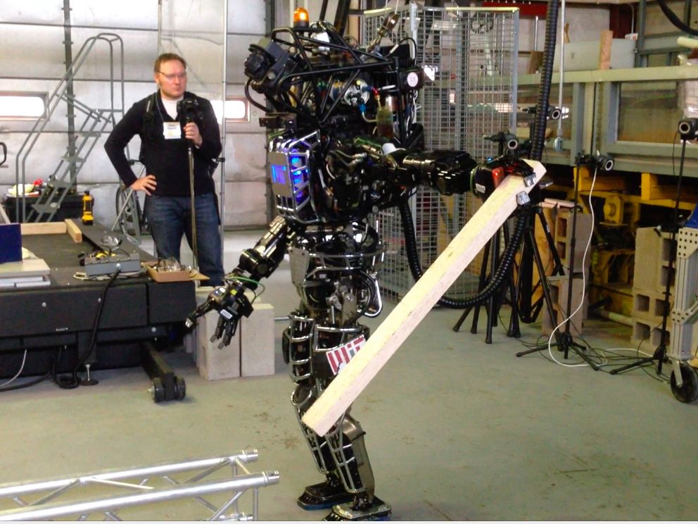Le robot Atlas de Boston Dynamics est en route vers l