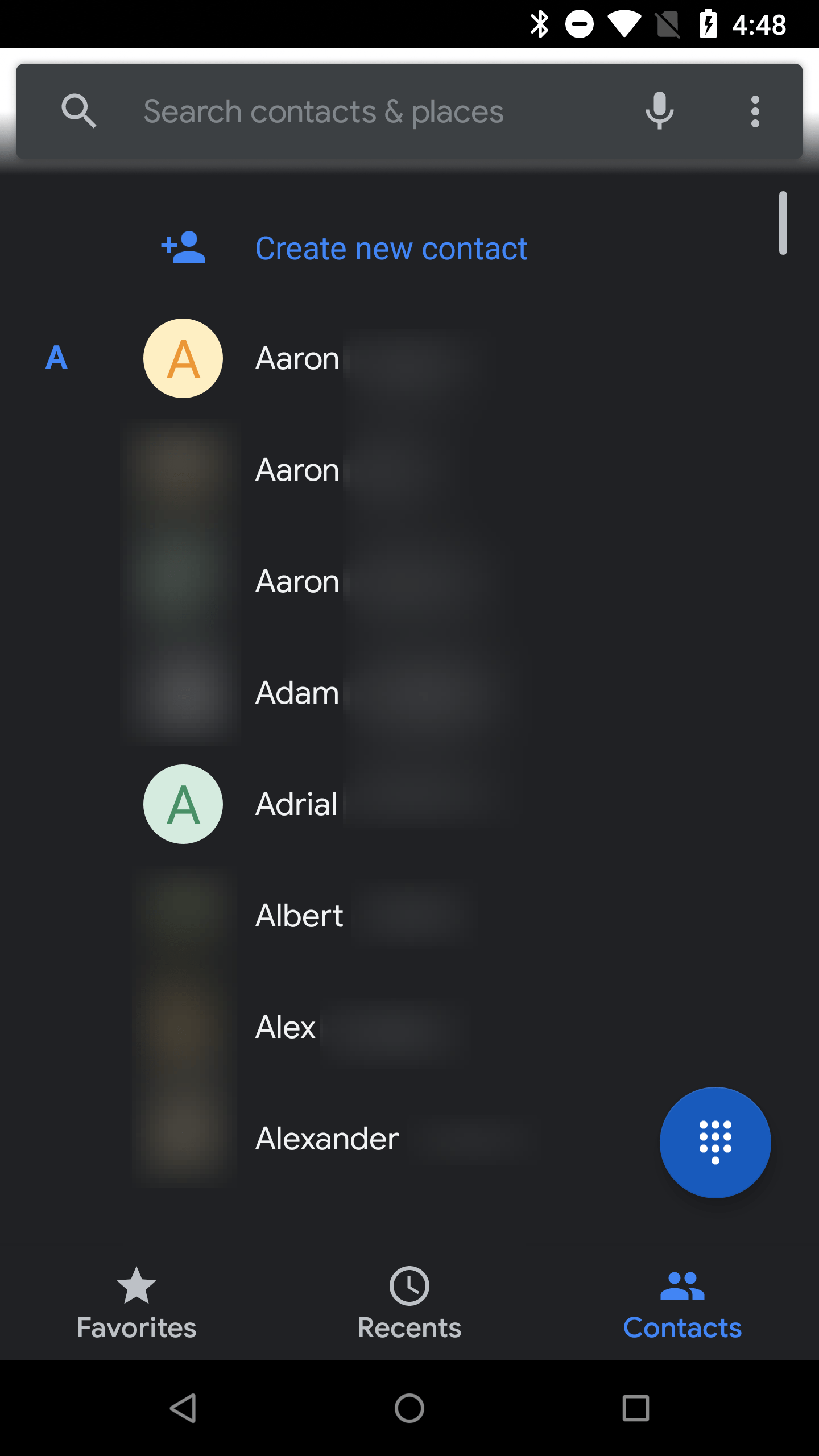 Le mode sombre arrive enfin sur l'application téléphone de