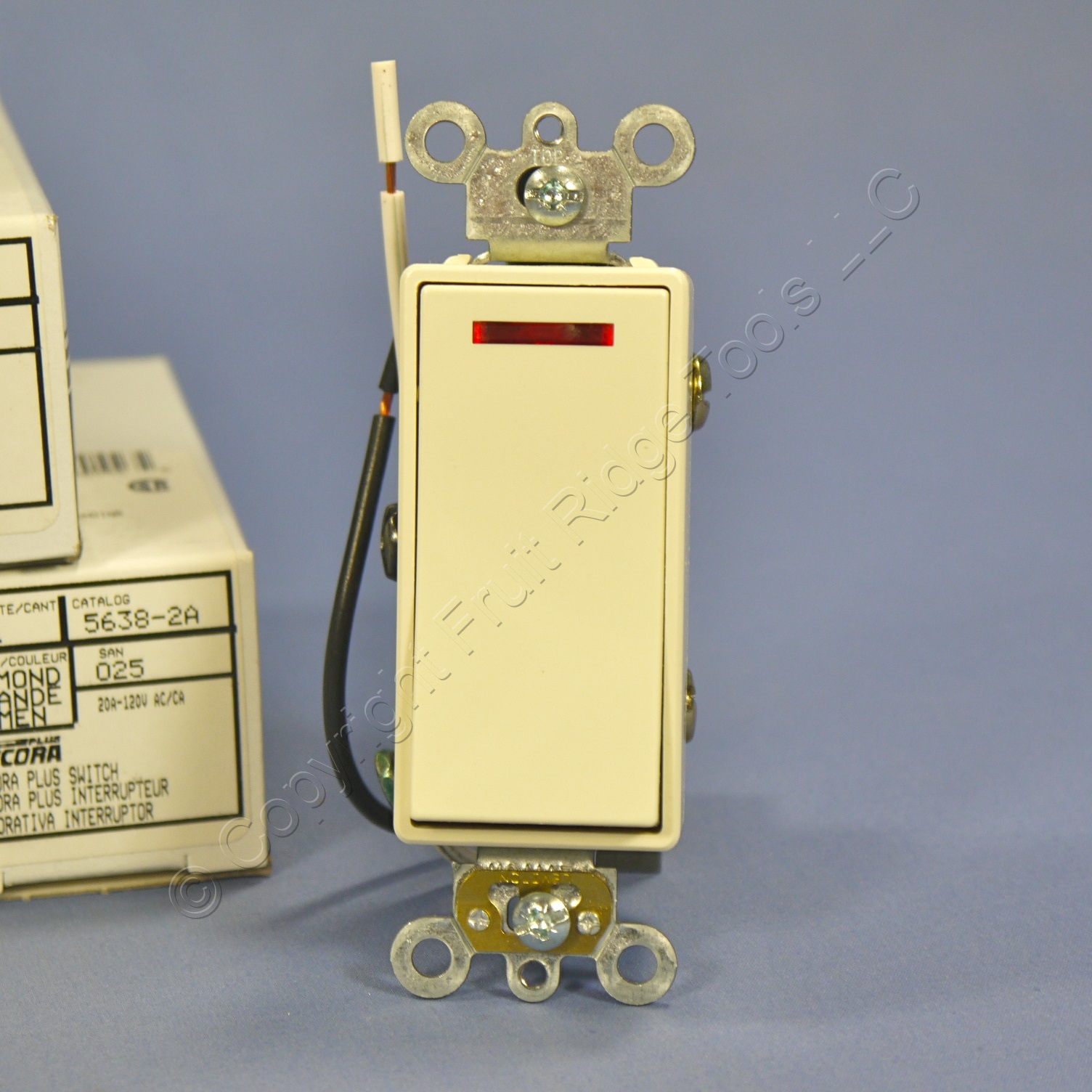 10 Leviton Almond Decora 3Way Rocker PILOT Light Switches 20A 120V