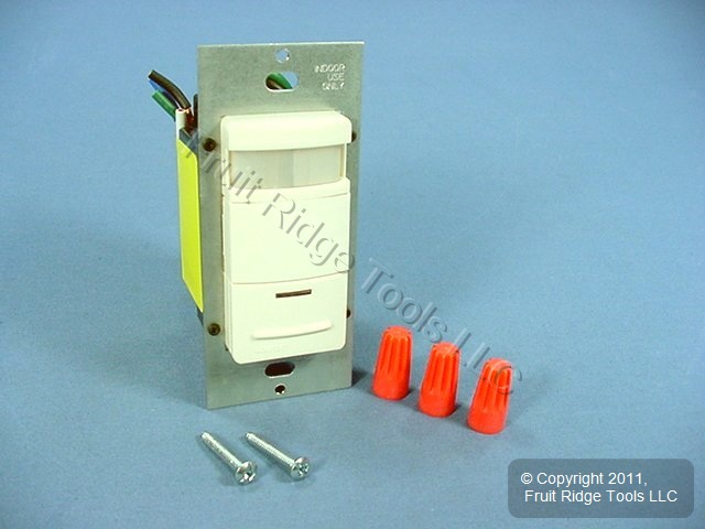 Leviton Lt Almond PIR Motion Sensor Occupancy Switch Manual Nite Light