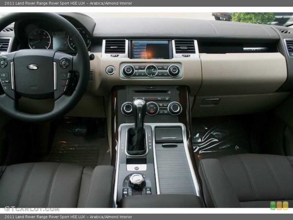 Arabica/Almond Interior Dashboard for the 2011 Land Rover Range Rover