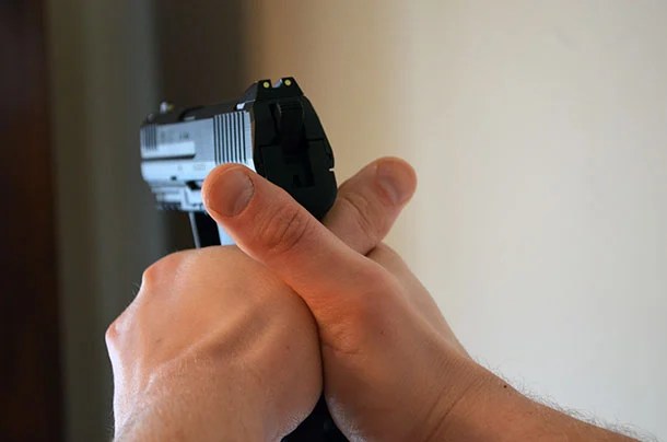 6 ways NOT to grip a pistol