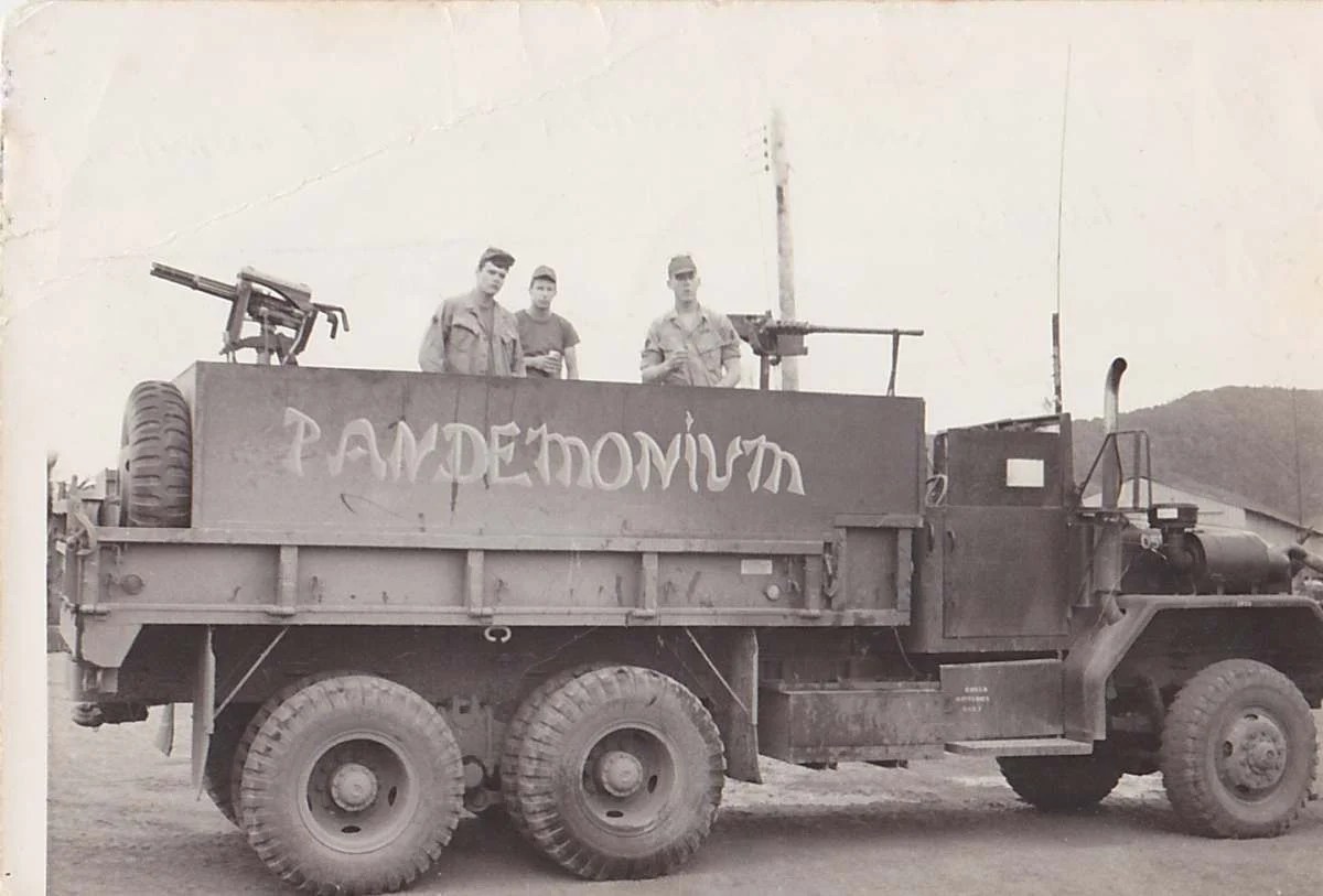 When the Army went Mad Max Vietnam gun trucks (16 PHOTOS)