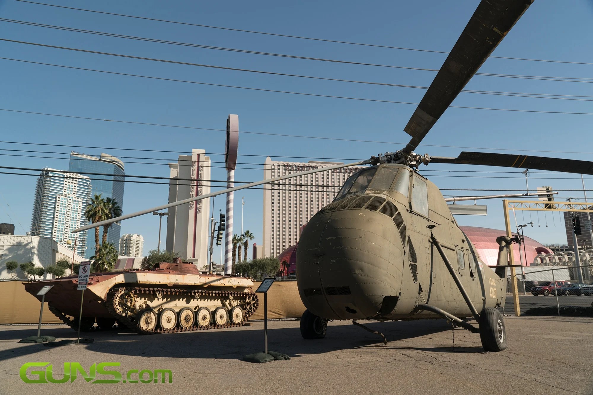 Military vehicles galore at Battlefield Vegas (30 PICS