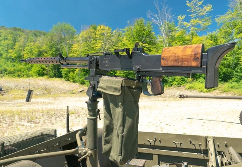 Big Guns Going BOOM!!