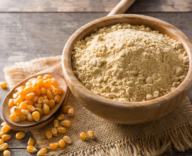 DIY Corn Flour Face Scrub In HindiDIY कॉर्न फ्लोर से बने इस फेस