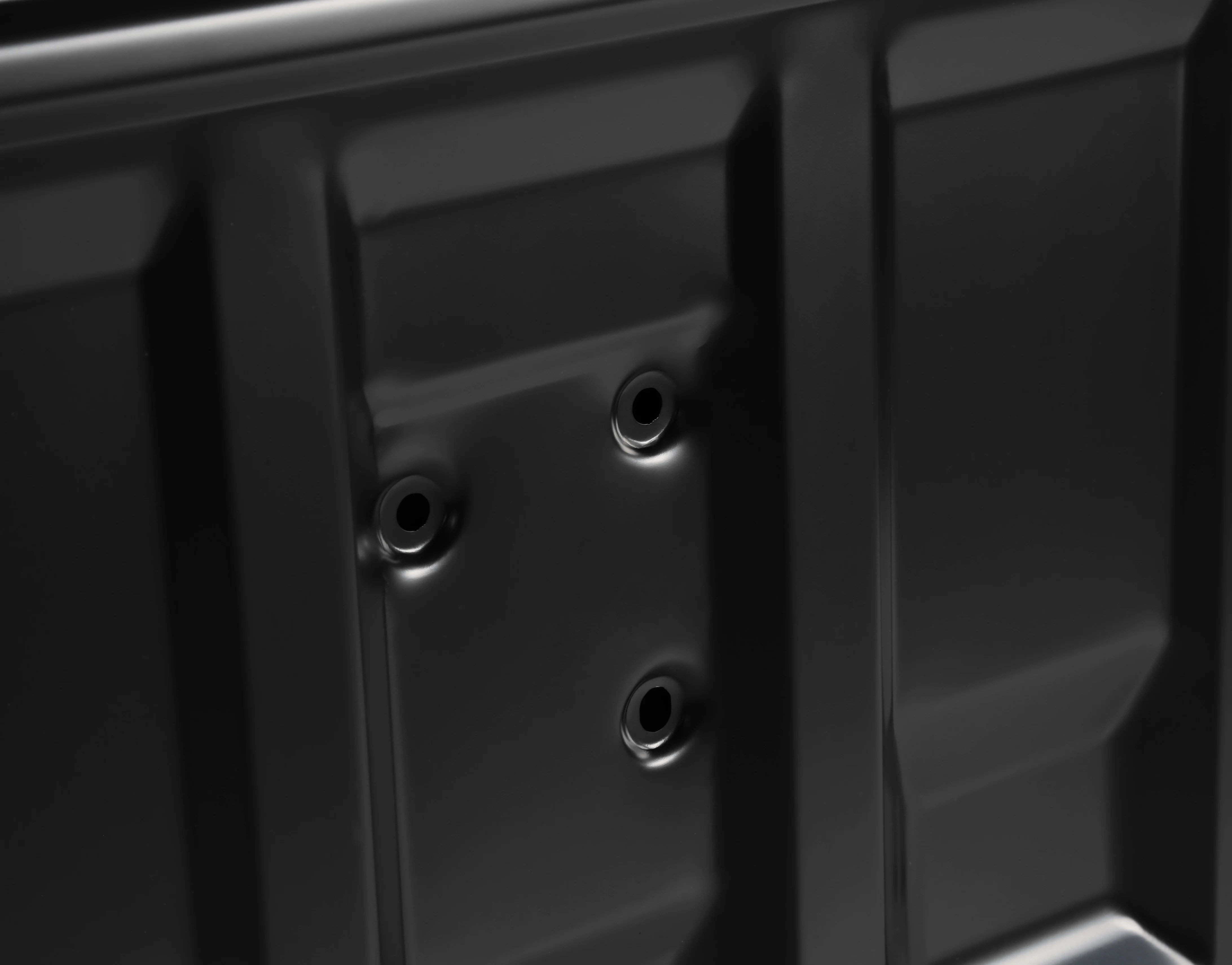 Holley Classic Trucks 04251 Holley Classic Trucks C/K Premium Tailgate