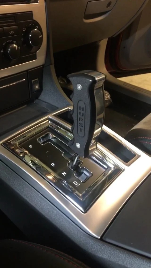 Hurst 5380439 Hurst Billet/Plus Pistol Grip Auto Shift Handle