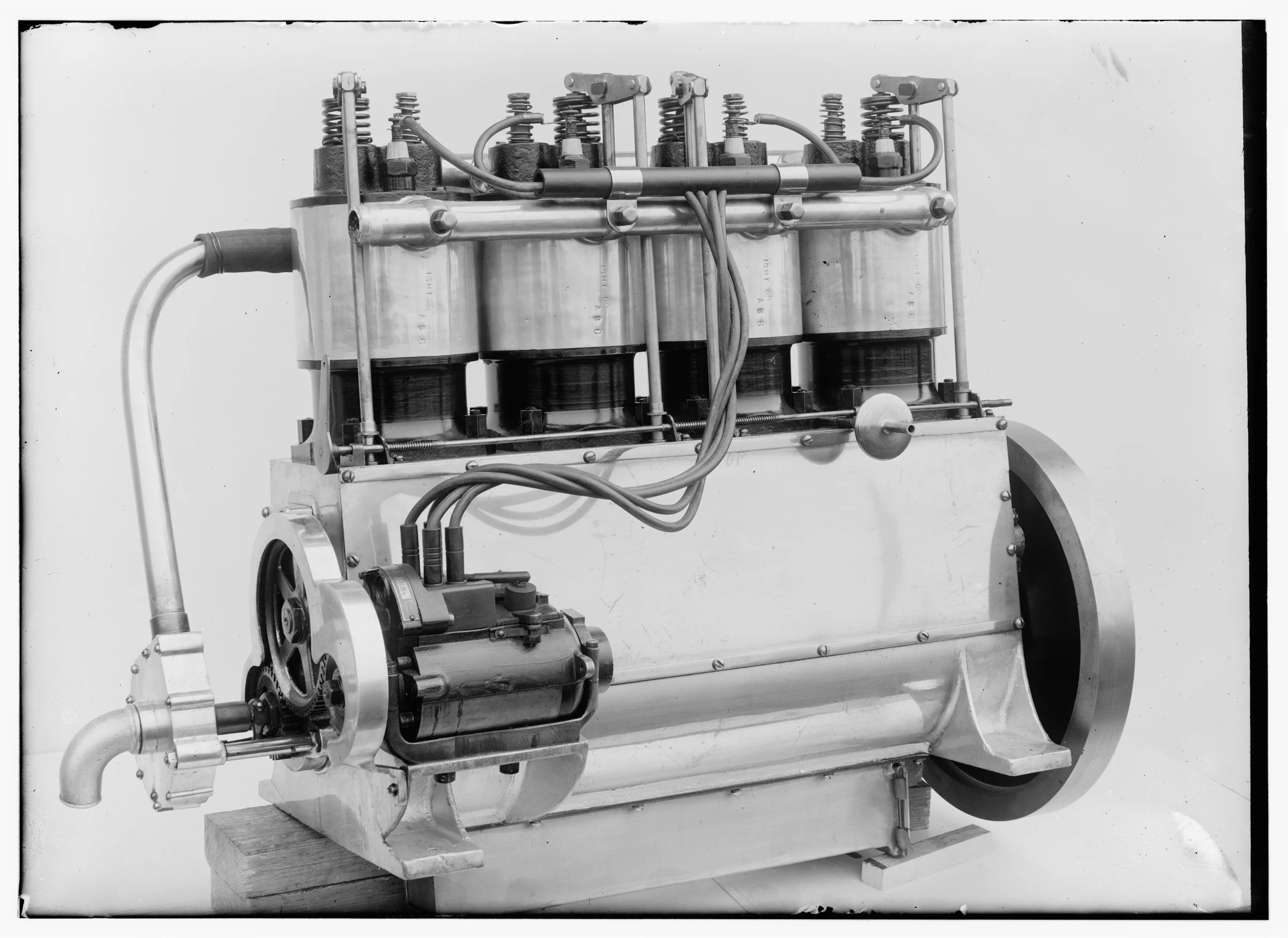 Deep Dive: The 1903 Wright Flyer "A" Engine - Holley Motor Life