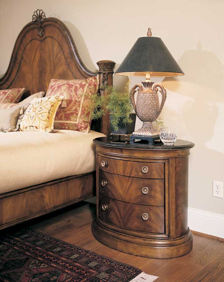 American Drew Bob Mackie Home Classics Poster Bedroom Collection B581