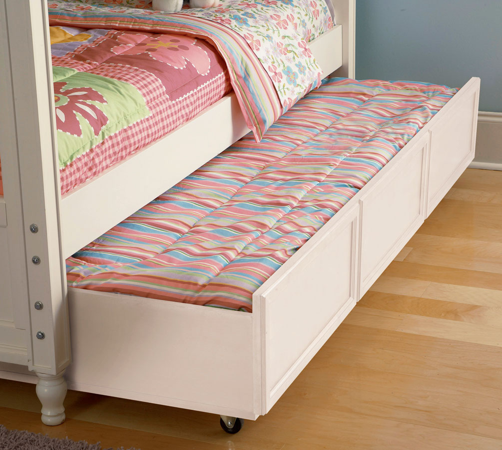 Pulaski Pawsitively Yours Vanilla Loft Bedroom Collection PF6341LOFT