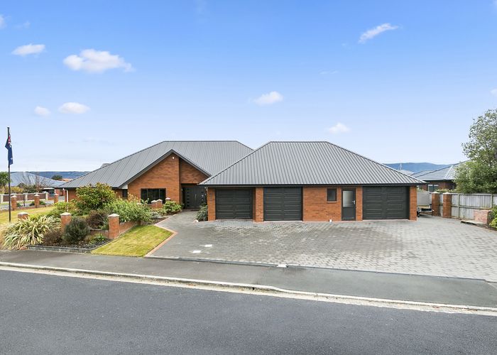 Free property data for 17 Fenty Place, Mosgiel homes.co.nz