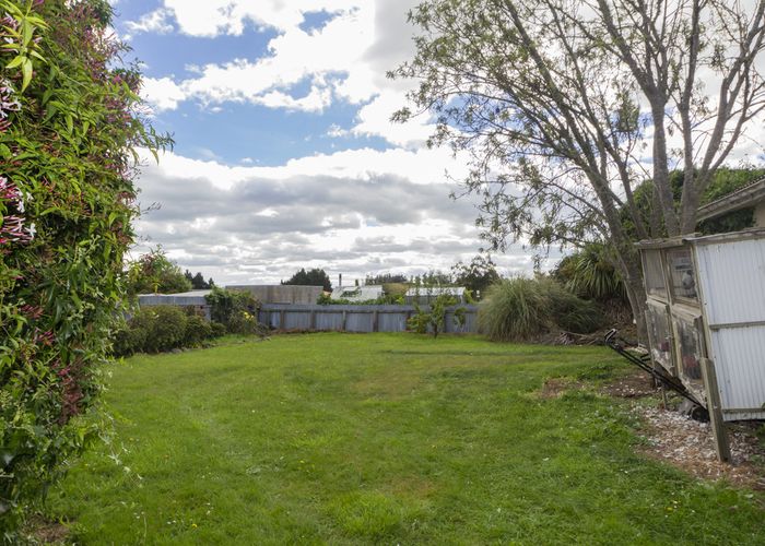 Free property data for 11 Weston Road, Holmes Hill, Oamaru homes.co.nz