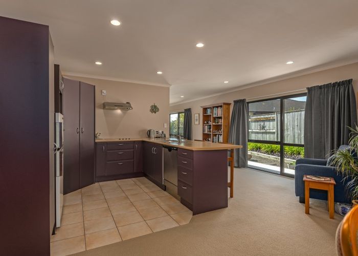 Free property data for 23 Woodgate Court, Fitzherbert, Palmerston North