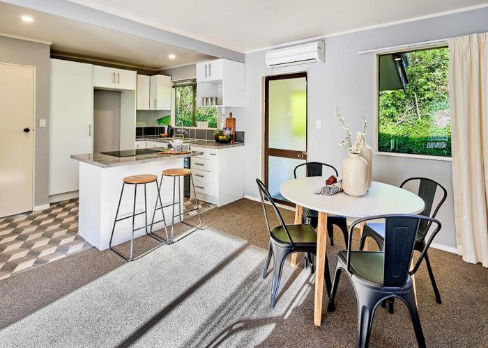 Recently sold 72B Newlands Road, Newlands, Wellington homes.co.nz