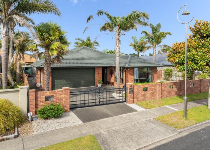 For sale 42 Oriental Parade, Papamoa Beach, Tauranga, Bay Of Plenty