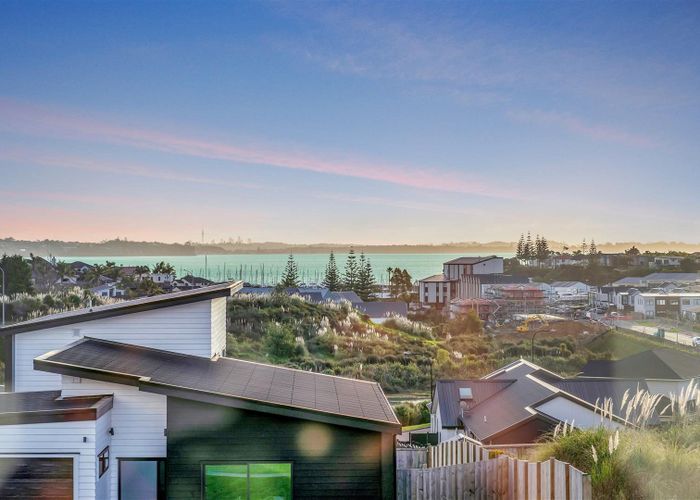 For sale 14 Whawhaki Road, Beachlands, Manukau City, Auckland homes