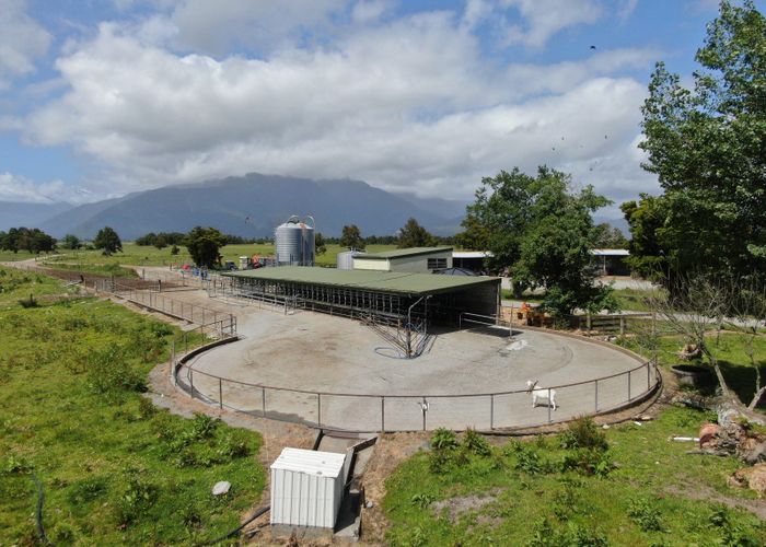 For sale 58 Deehan Road, Whataroa , Westland, West Coast homes.co.nz