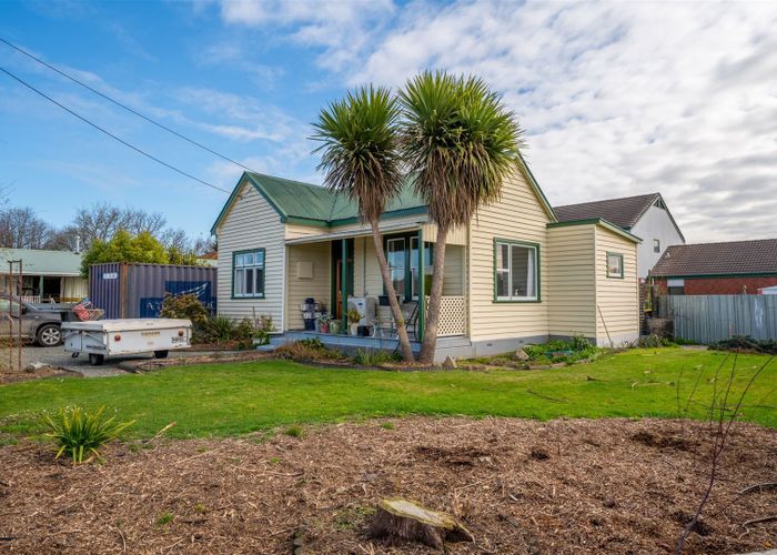 Free property data for 40 Princes Street, Temuka homes.co.nz