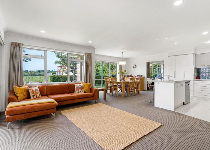 For sale 119 Oriental Parade, Papamoa Beach, Tauranga, Bay Of Plenty