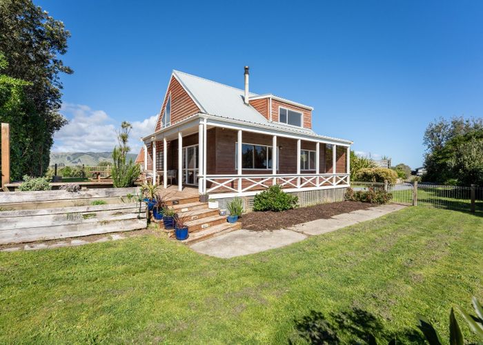 Recently sold 18 Kitchener Street, Te Horo Beach homes.co.nz