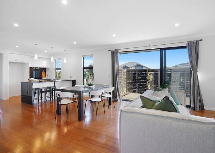 Free property data for 21 Gartrell Road, Wigram, Christchurch homes.co.nz