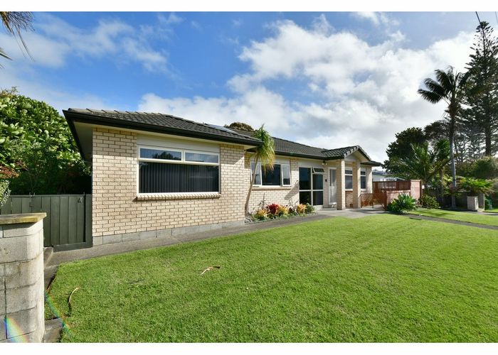 For sale 10 Centreway Road, Orewa, Rodney, Auckland homes.co.nz