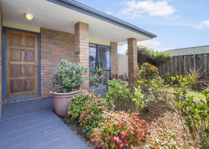 Free property data for 7 Watersfield Place, Flat Bush, Auckland homes