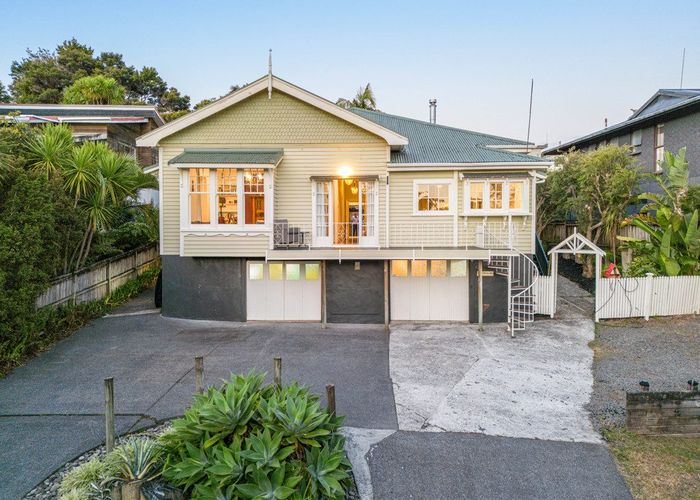 For sale 9 Remu Place, Greenhithe, North Shore City, Auckland homes.co.nz