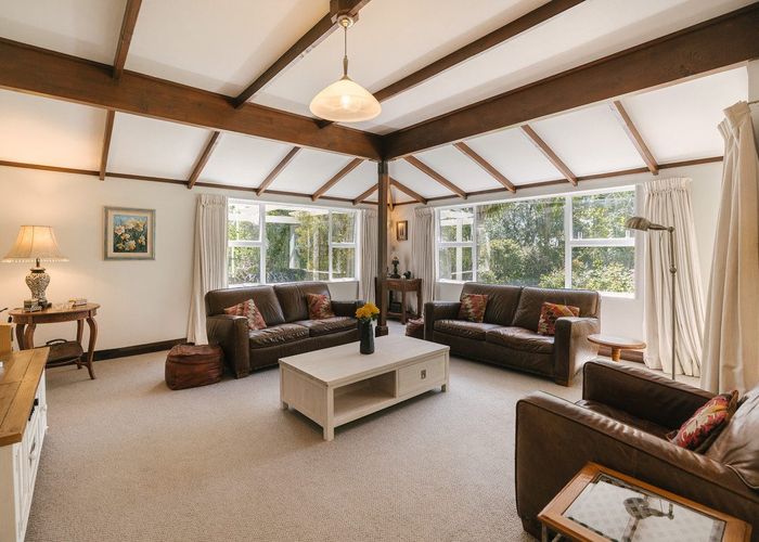 Recently sold 200 Aokautere Drive, Fitzherbert, Palmerston North