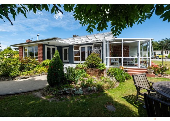 Recently sold 76 Rhodes Street, Waimate homes.co.nz