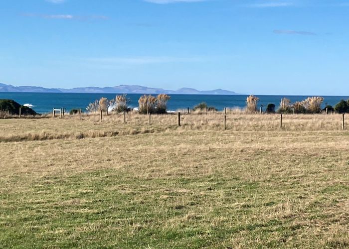 For sale 11 Otuarae Drive, Taieri Mouth, Clutha, Otago homes.co.nz