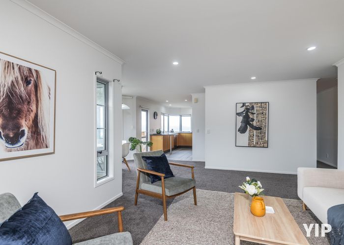 Recently sold 75 Dress Circle, Newlands, Wellington homes.co.nz