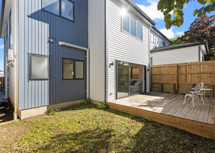 For sale Lot 2/29 West Harbour Drive, West Harbour, Waitakere City