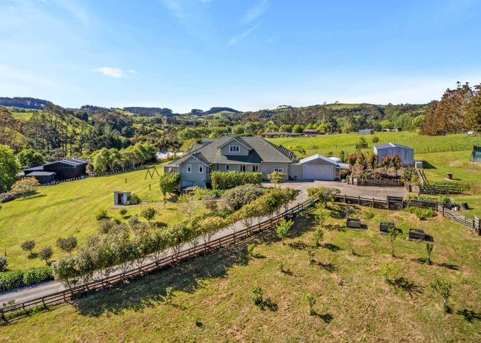 For sale 913 Peak Road, Waimauku, Rodney, Auckland homes.co.nz