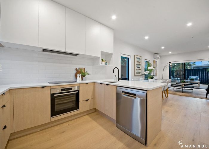 For sale Lot 9/33 Roberton Road, Avondale, Auckland City, Auckland