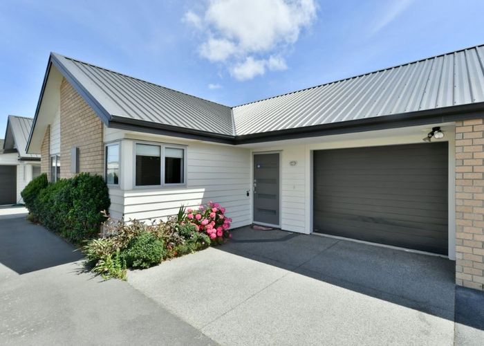 Recently sold 2/323 Wairakei Road, Burnside, Christchurch homes.co.nz