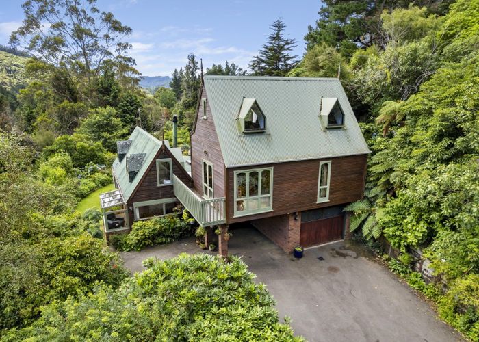 Free property data for 312 Moores Valley Road, Wainuiomata, Lower Hutt