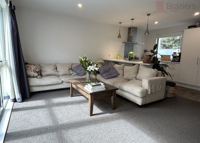 For rent 8/160 Rossall Street, Merivale, Christchurch City