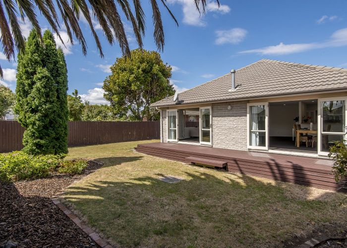 Free property data for 51 Appleby Crescent, Burnside, Christchurch