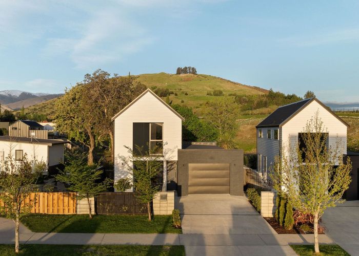 For sale 37 Red Cottage Drive, Lake Hayes, QueenstownLakes, Otago